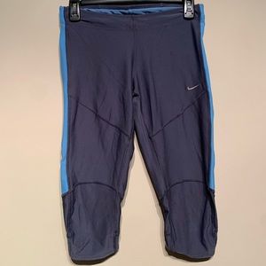 Nike Cropped Leggings